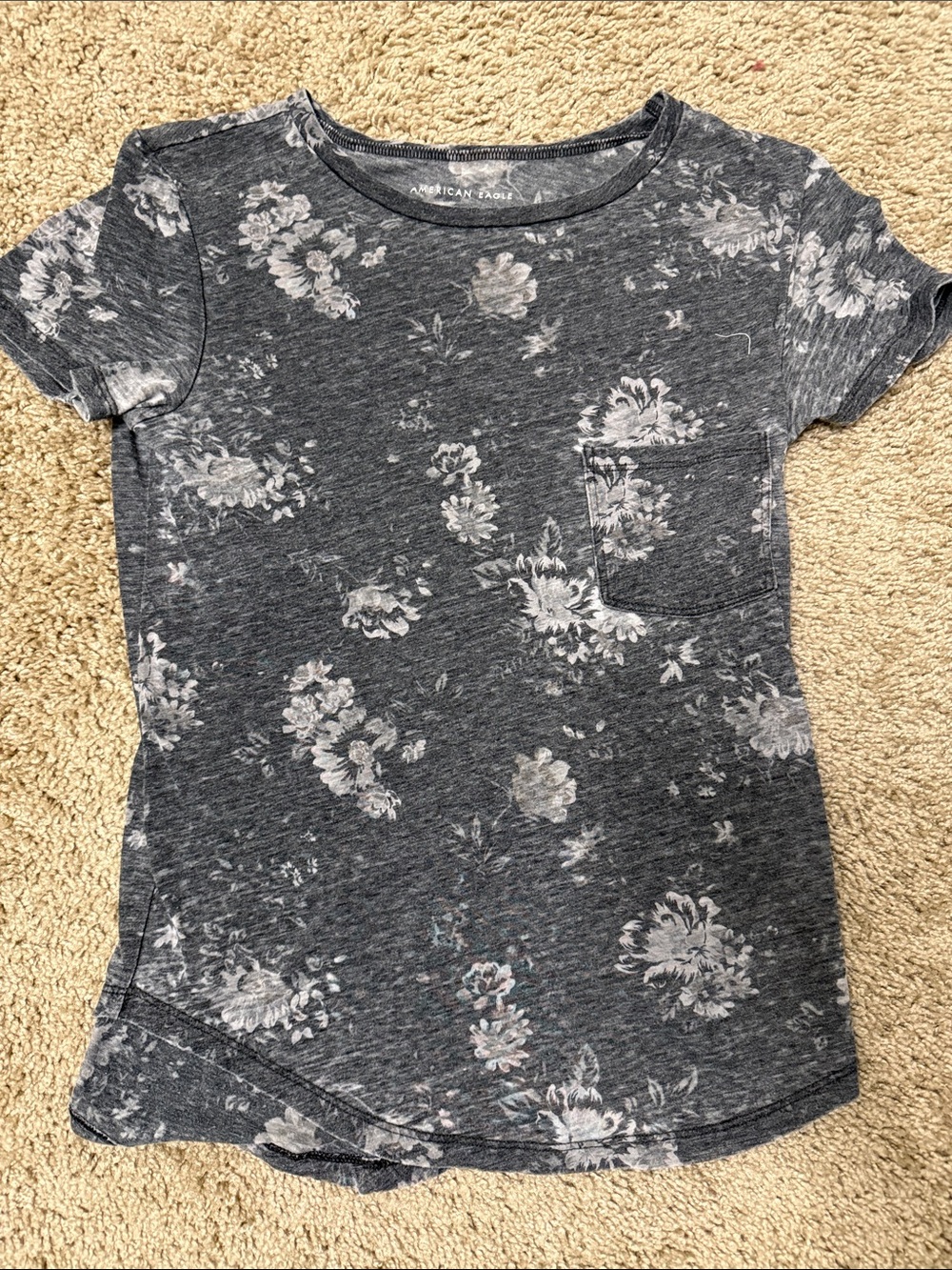 American Eagle Outfitters Heather Gray Floral Pocket Tee